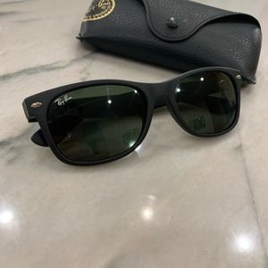 Ray Ban New Wayfarer - Matte Black